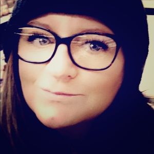 Meet your Posher, Eileen